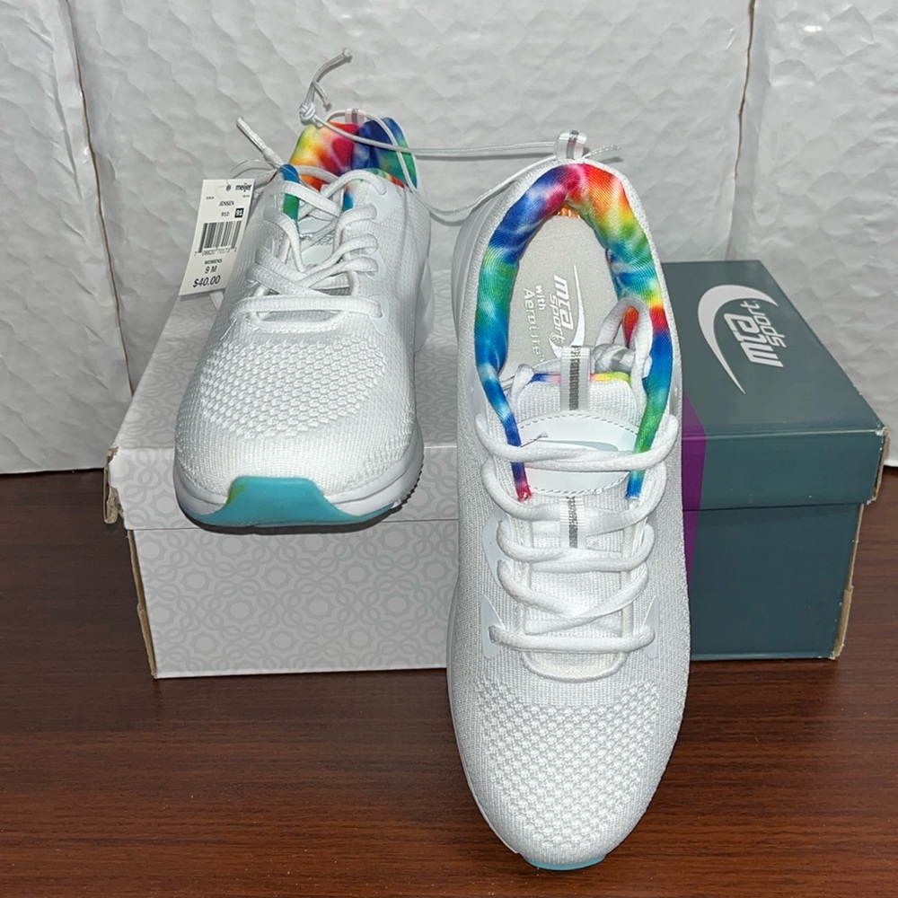 NWT White Athletic Shoes w/Tye-Dye Inner Sz 9